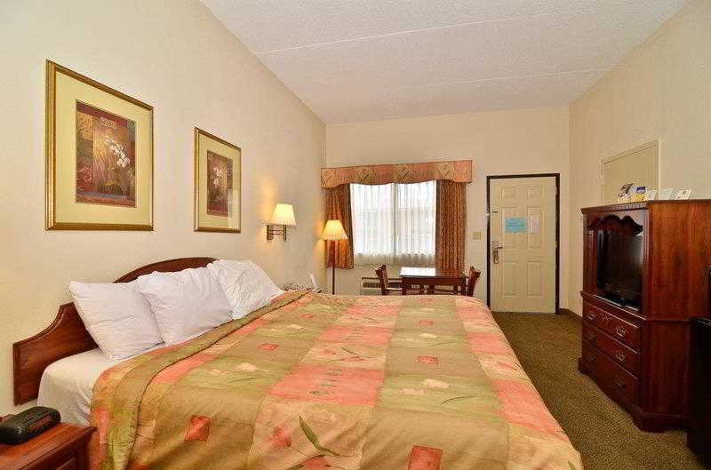 Econo Lodge Inn & Suites Fort Oglethorpe Екстер'єр фото
