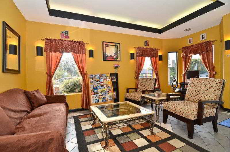 Econo Lodge Inn & Suites Fort Oglethorpe Екстер'єр фото