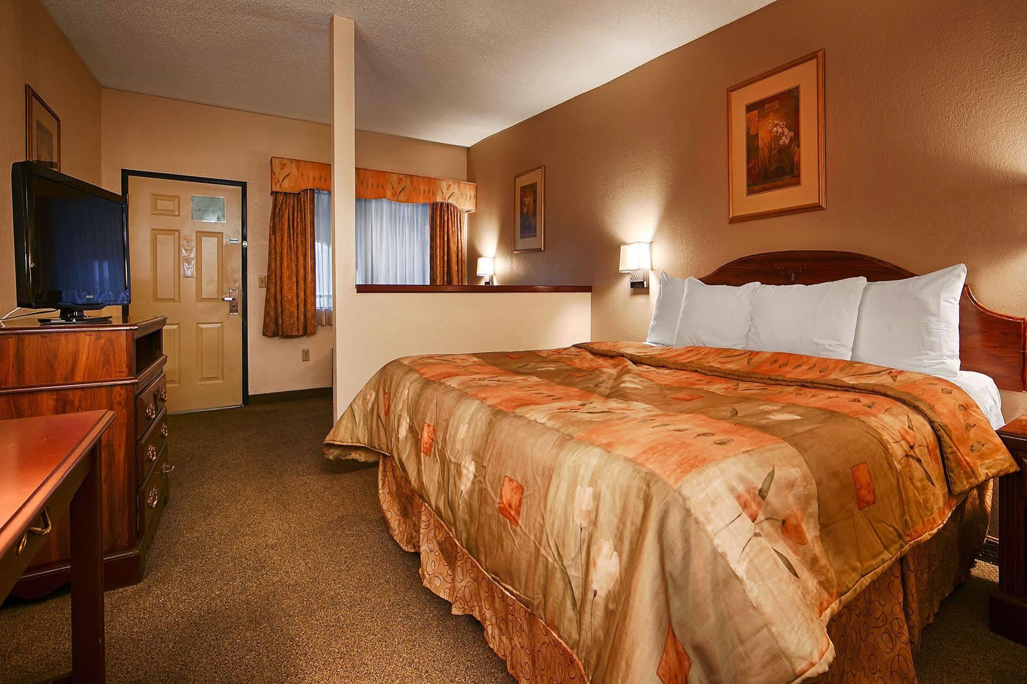 Econo Lodge Inn & Suites Fort Oglethorpe Екстер'єр фото