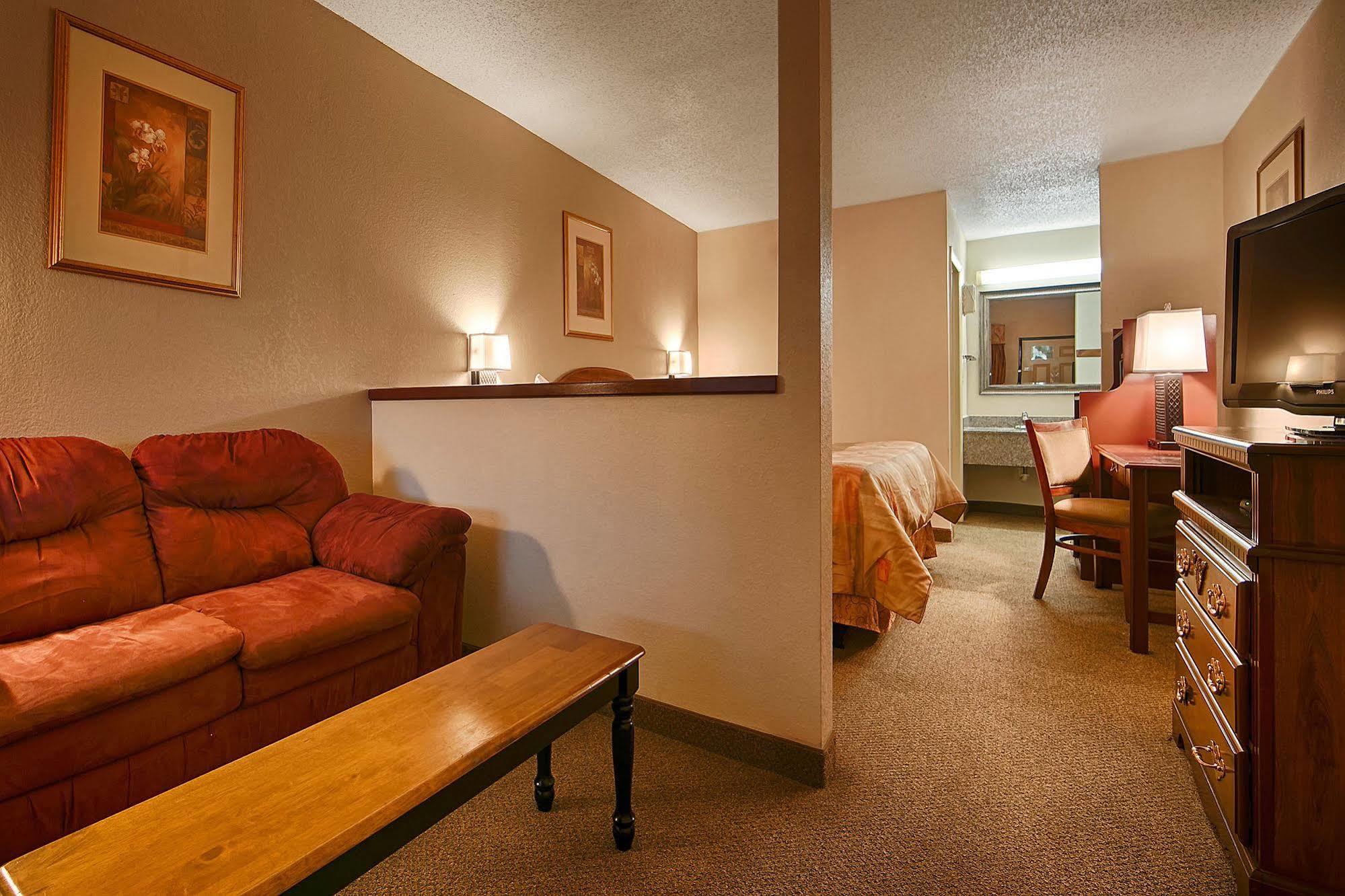 Econo Lodge Inn & Suites Fort Oglethorpe Екстер'єр фото